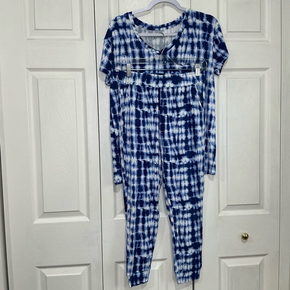 Koolaburra Other - 🖤 NWOT Koolaburra by UGG Blue and White Tie Dye Pattern Short Sleeve Pajamas PS